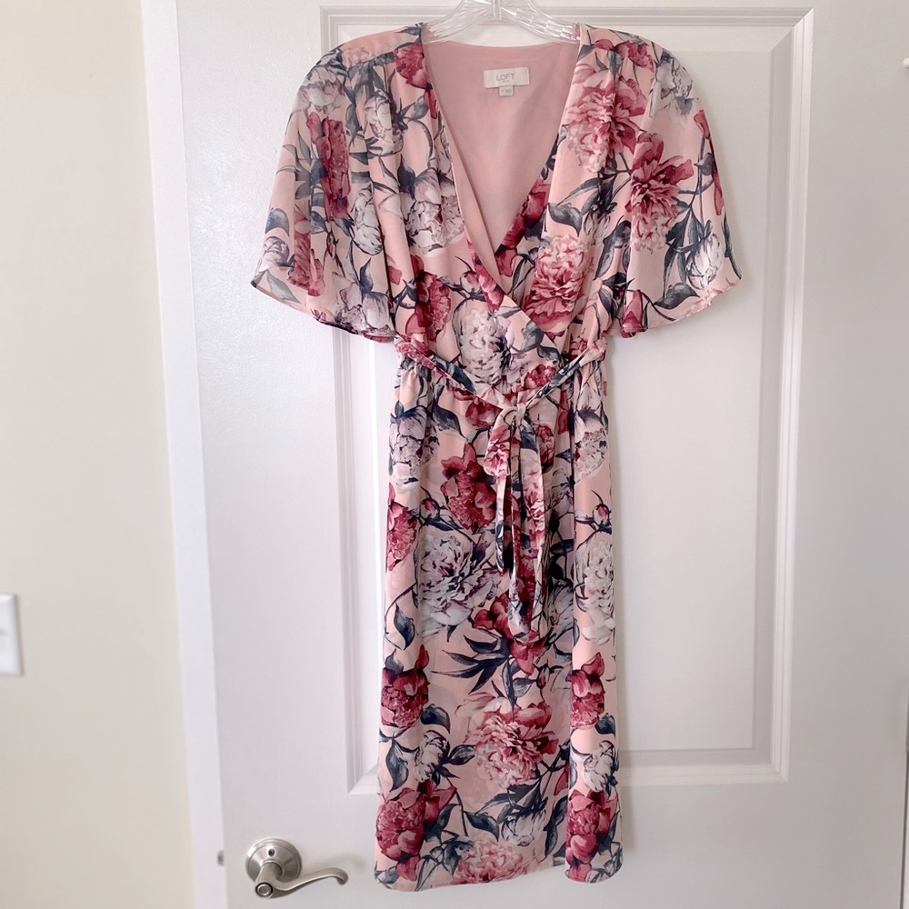 NWOT Women’s LOFT dress pink floral - size XS